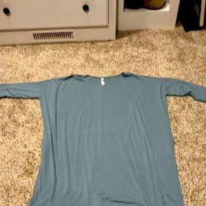 Women’s Tunic w/ pockets